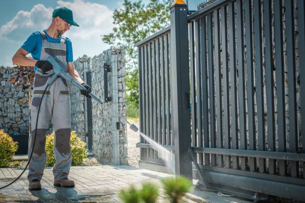 Best Animal Enclosure Cleaning  in Alum Rock, CA